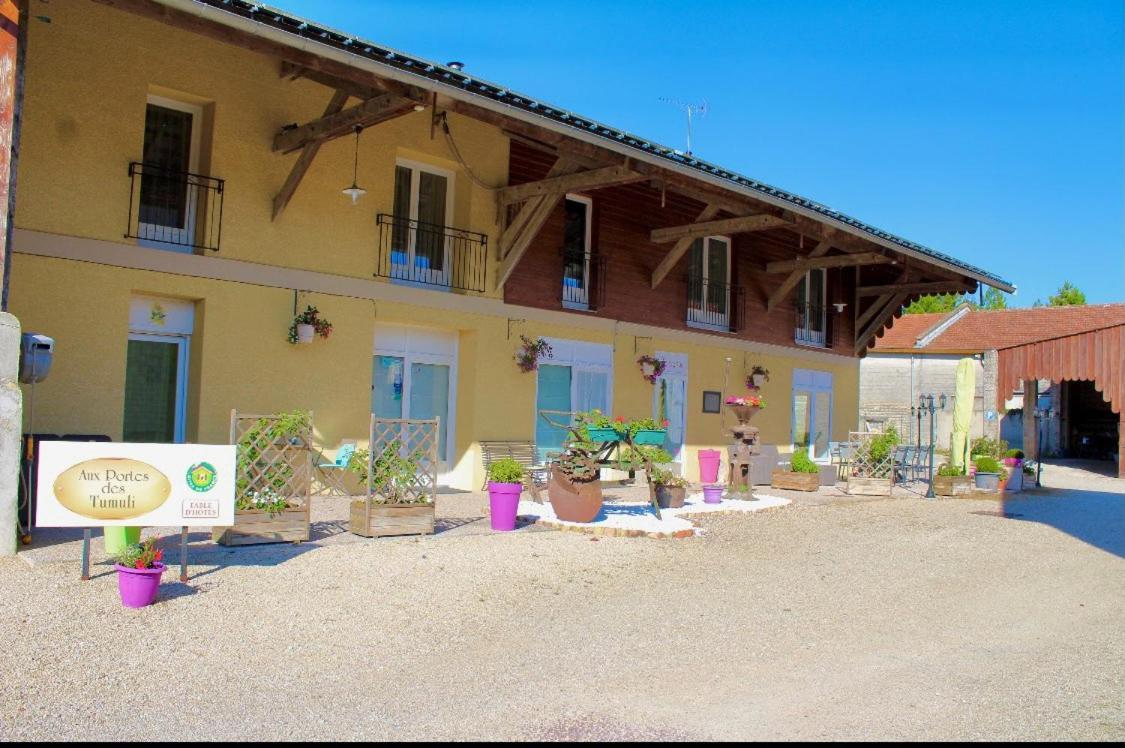 Chambres D'Hotes Aux Portes Des Tumuli Bussy-le-Château Exteriér fotografie
