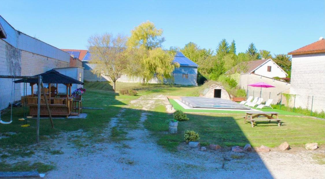 Chambres D'Hotes Aux Portes Des Tumuli Bussy-le-Château Exteriér fotografie